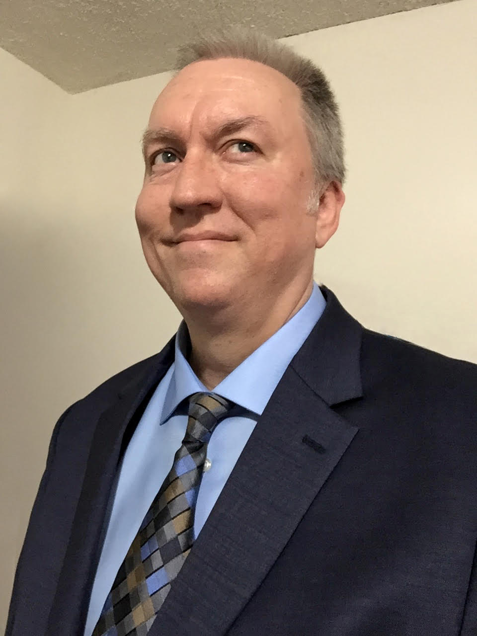 Lee Fox, author writing about California tire efficiency rules